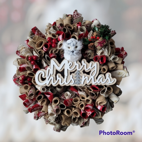 Merry Christmas Owl Holiday Wreath - Picture 4 of 4